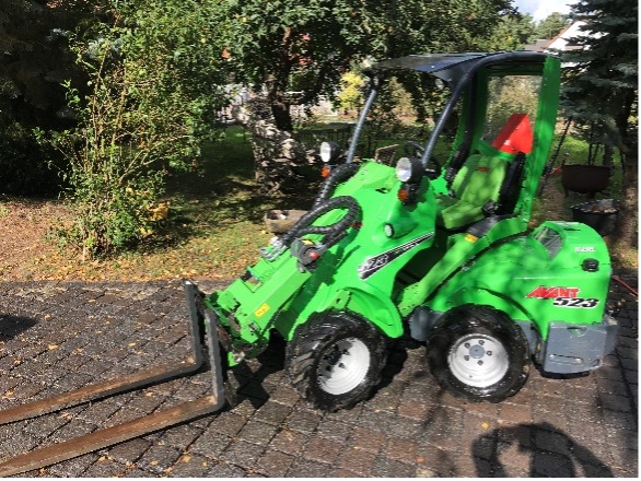 Multifunktionslader Avant 523 i